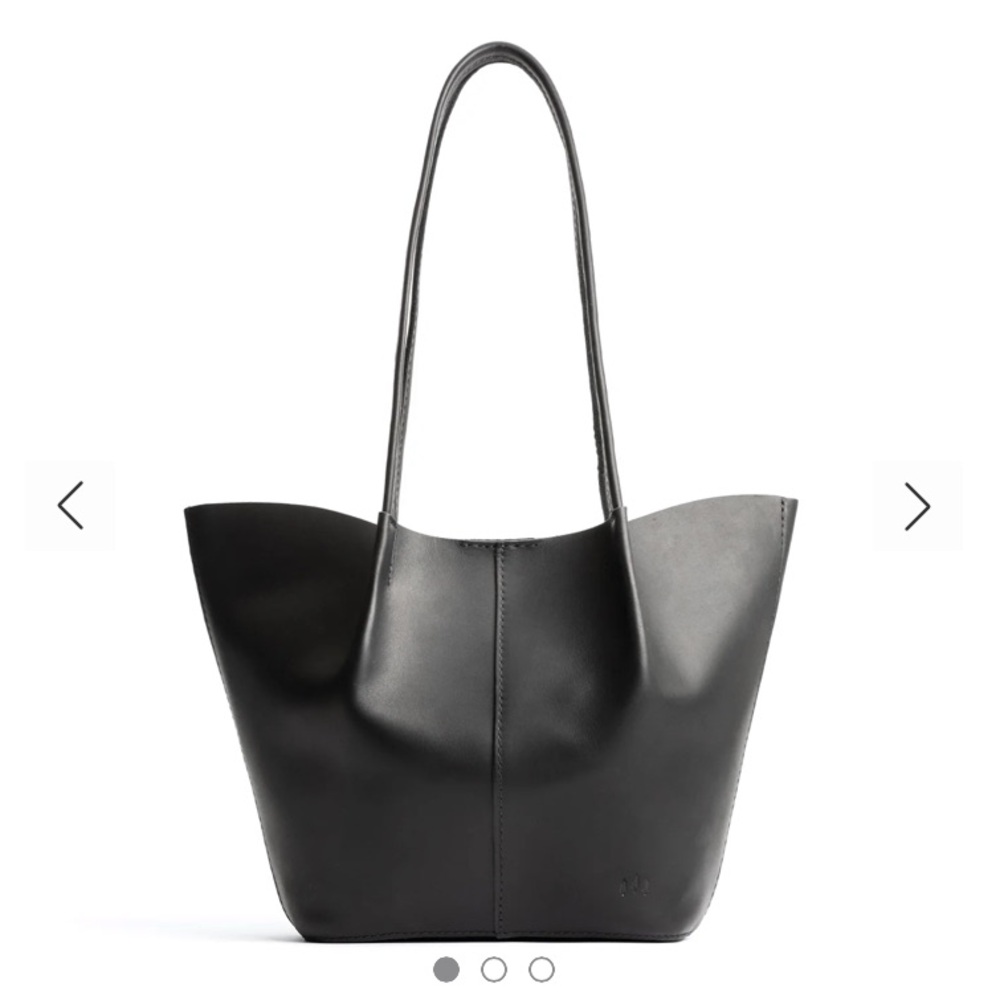 NWOT: Devon Smooth Black Leather Tote